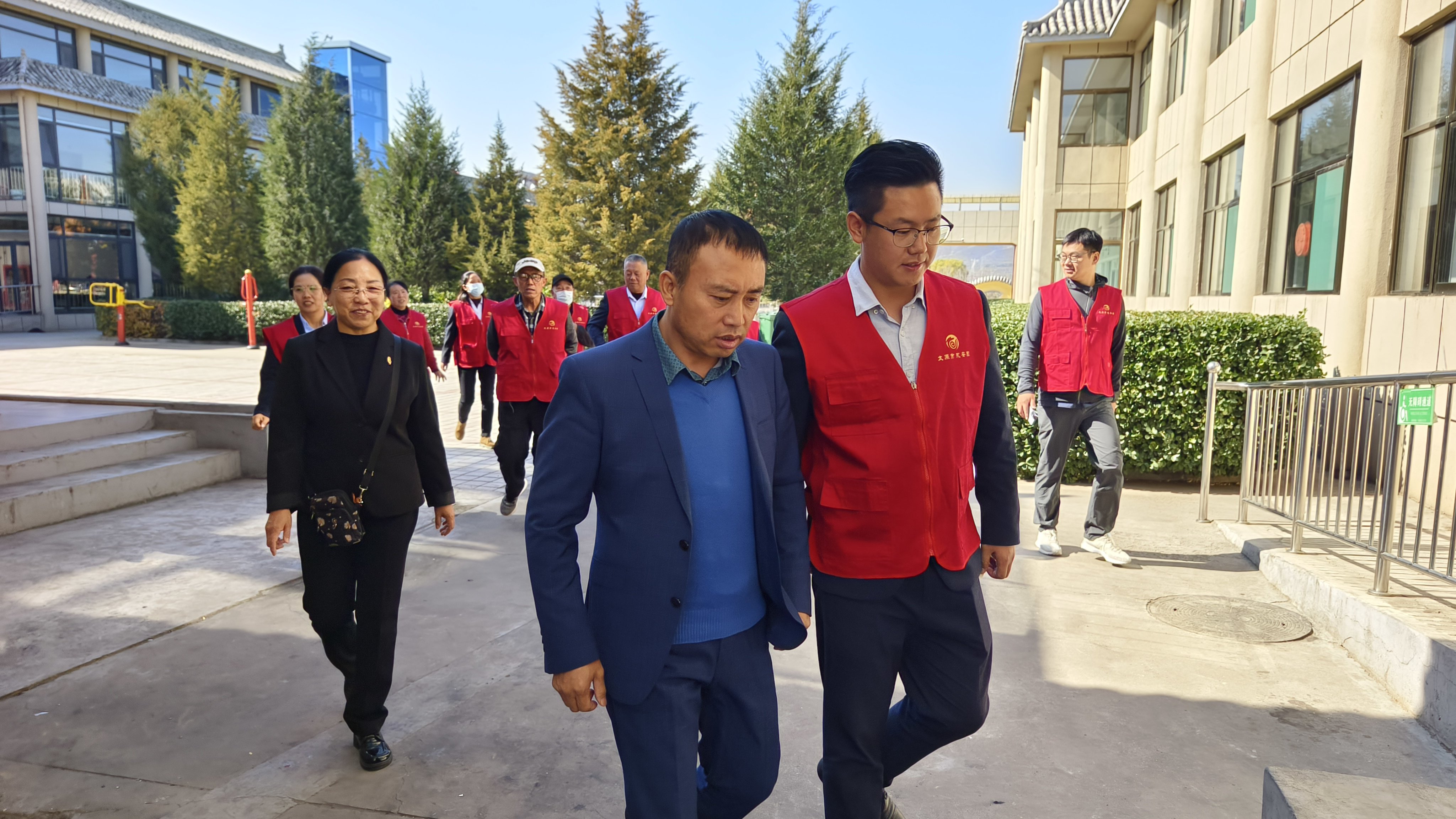 佳节又重阳，杨艺送温暖