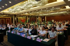 2018江苏省殡协公墓年会上杨艺生态葬成焦点