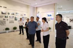 多地领导慕名同日来访杨艺