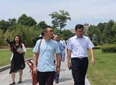 浦东水务和长桥山庄领导考察福寿园和杨艺集团