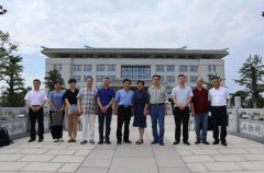 中殡协、殡葬标委会调研组座谈会在杨艺举行