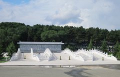 一面墙，一道景：九龙照壁浮雕景墙的诗画之美