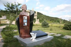 永恒的守望者：布里几德・克阿